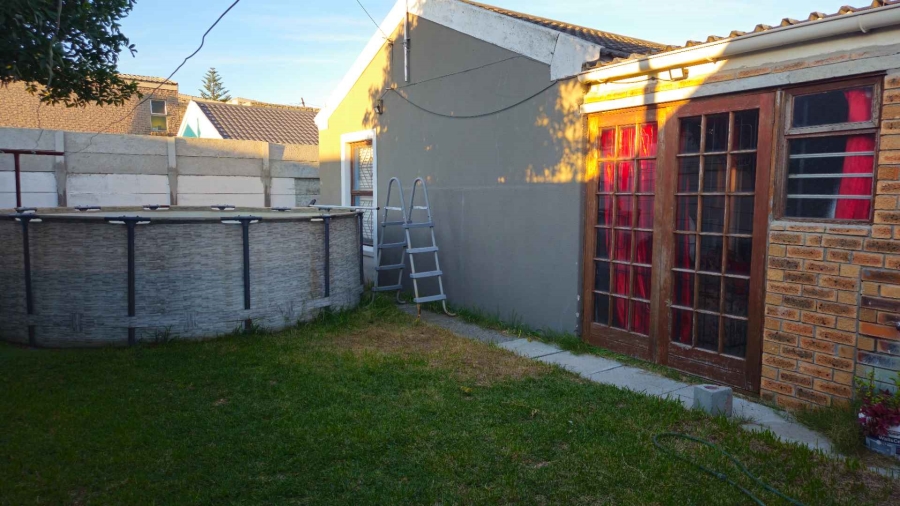 3 Bedroom Property for Sale in Elsies River Western Cape